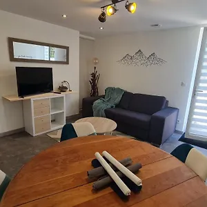 Appartement Independant Dans Maison Pres D'annecy, La Balme-de-Sillingy
